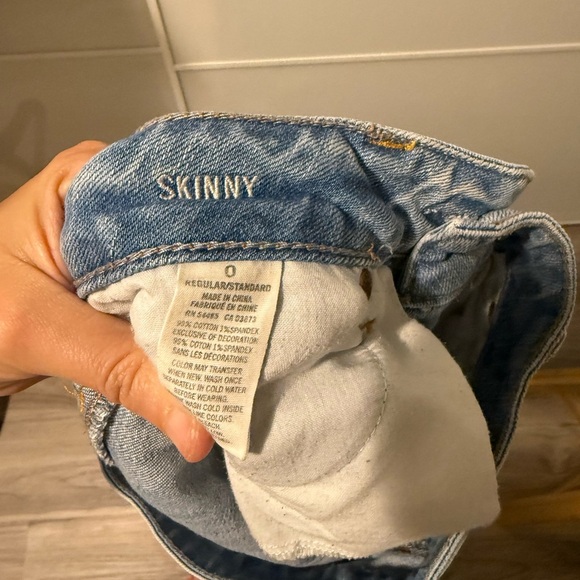 American Eagle Outfitters Light Blue Skinny Jeans Distressed - Picture 4 of 4